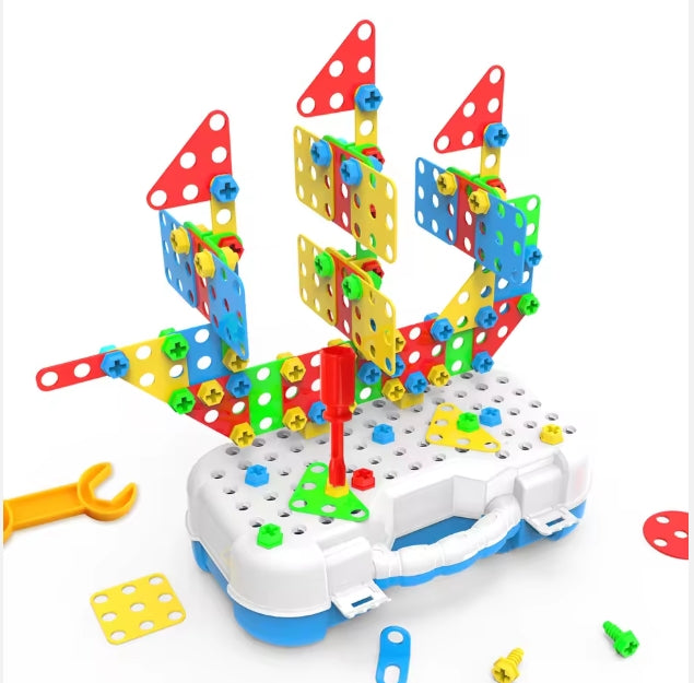 Minikko Akıllı Tasarım Seti Minik Mühendisler İş Başında! (251 Parça)